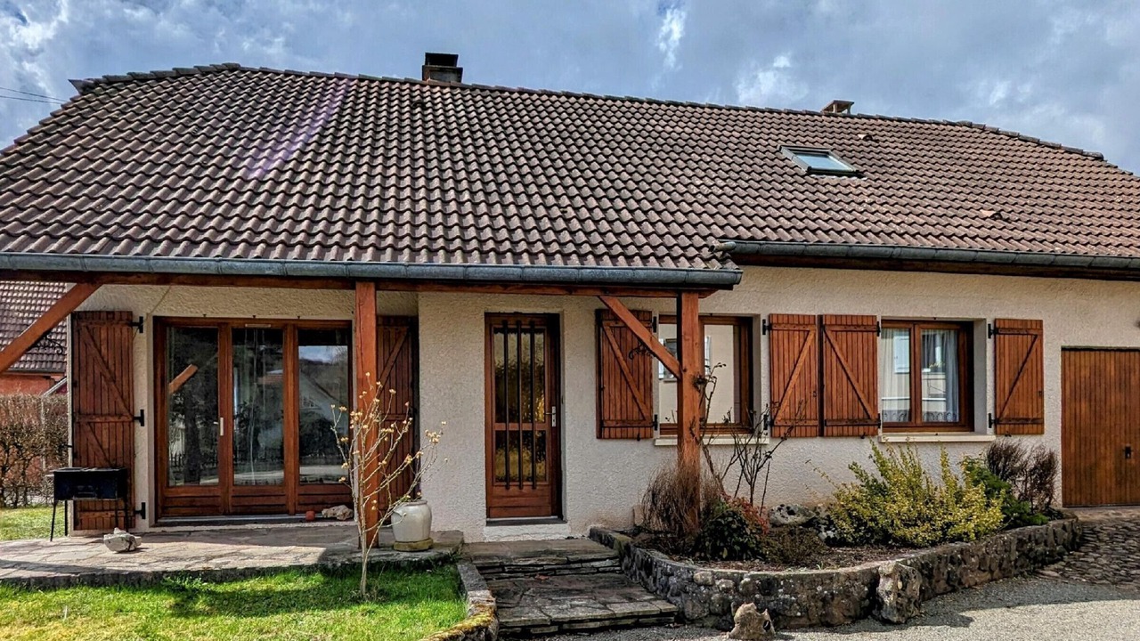 Photo of Outdoor in Plancher-Bas