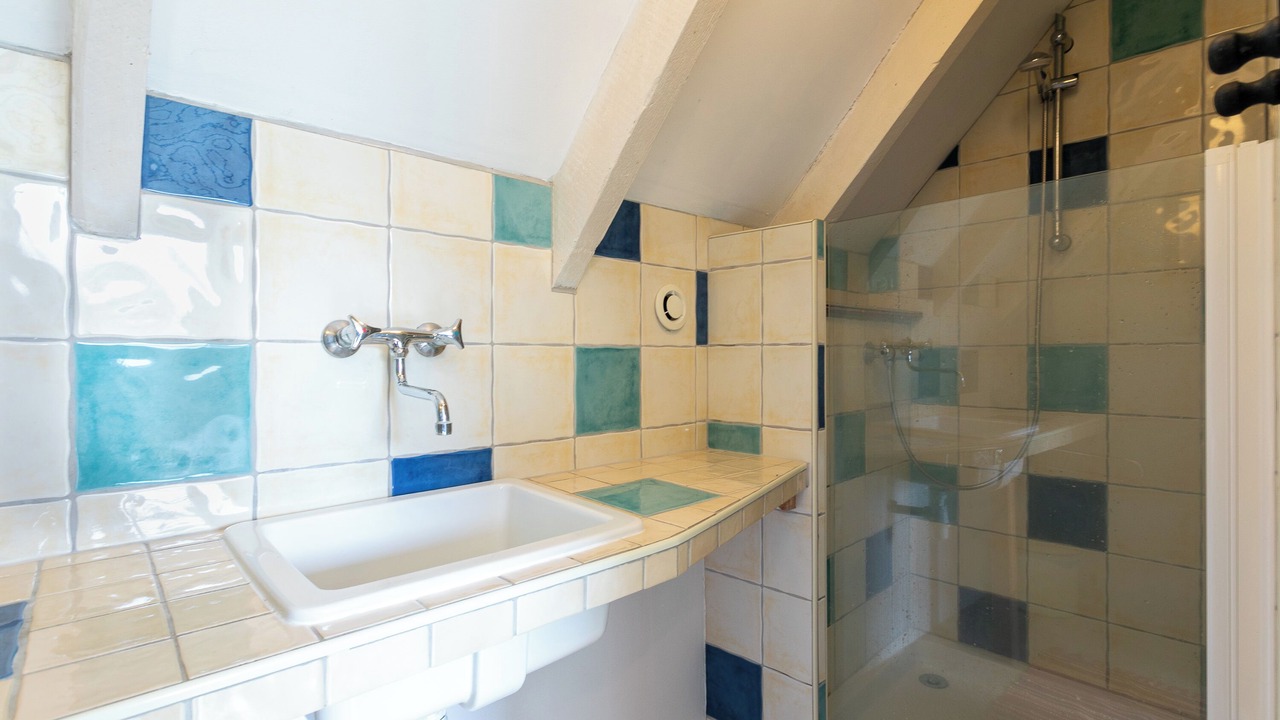 Photo of Bathroom in Prat