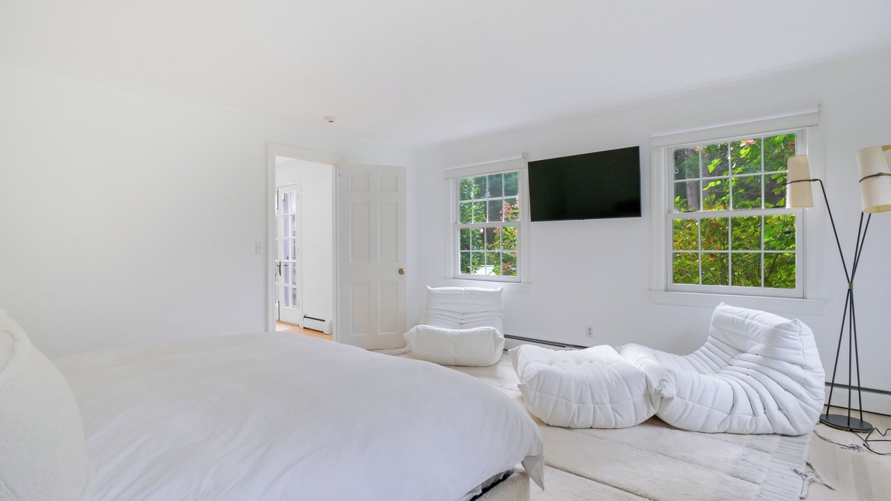 Photo of Bedroom in Village of East Hampton