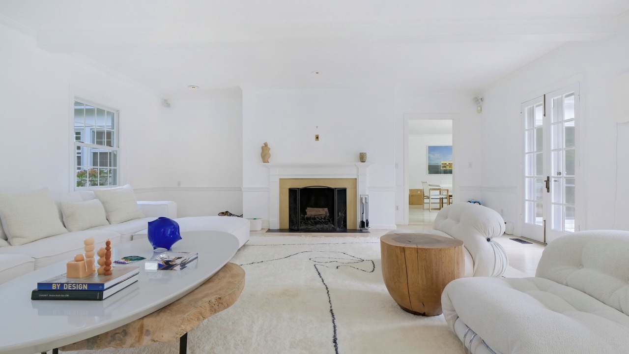 Photo of Livingroom in Village of East Hampton