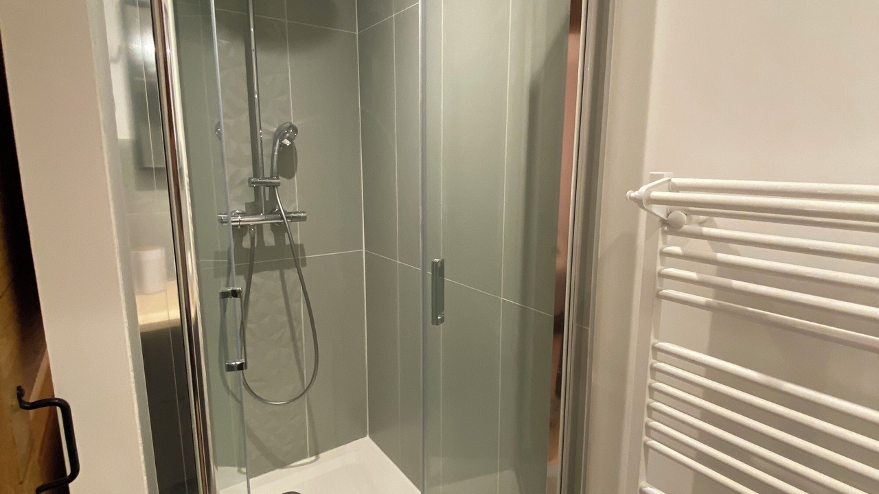 Photo of Bathroom in Pommard