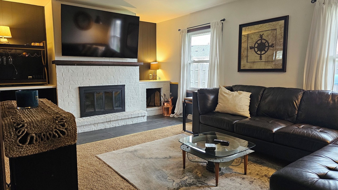 Photo of Livingroom in Menomonee Falls