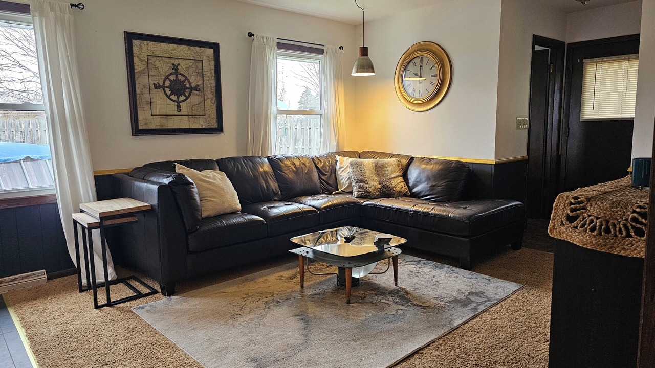 Photo of Livingroom in Menomonee Falls