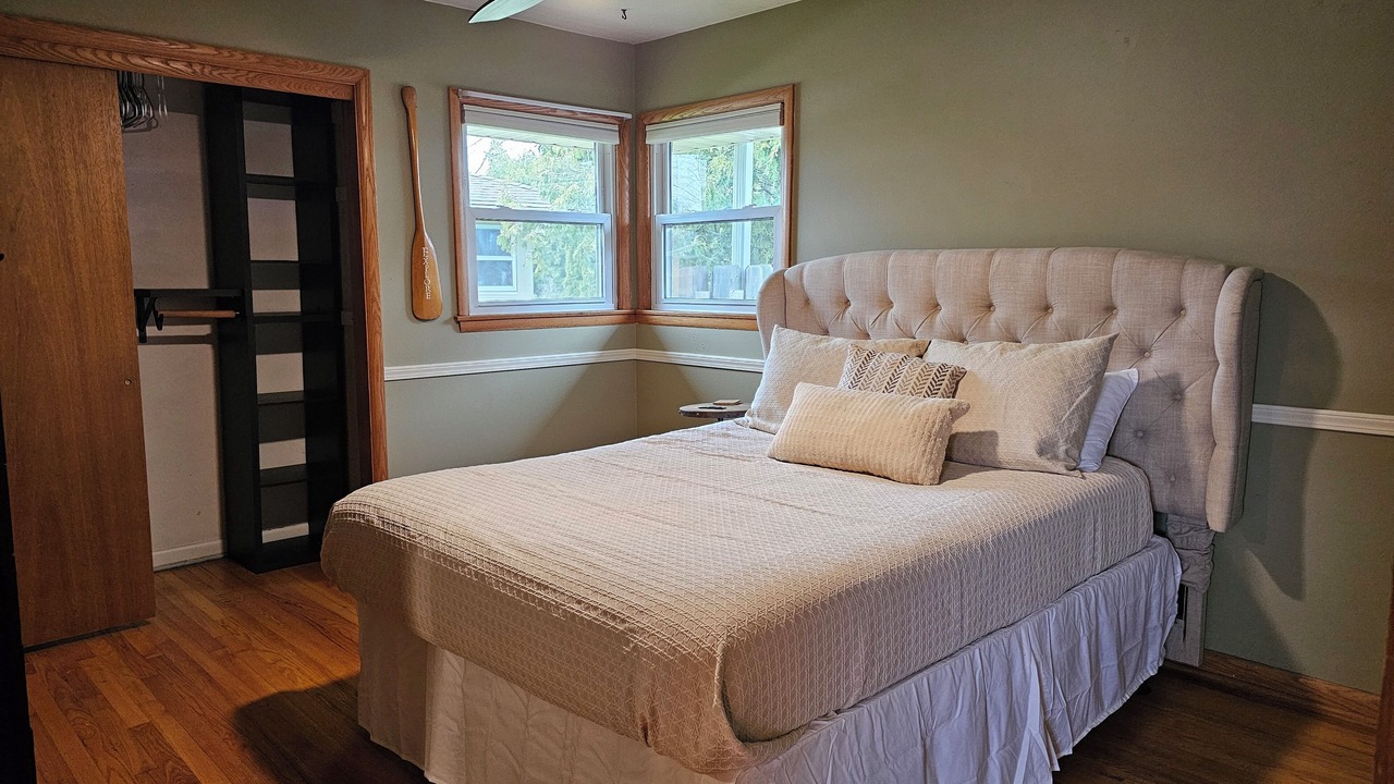 Photo of Bedroom in Menomonee Falls