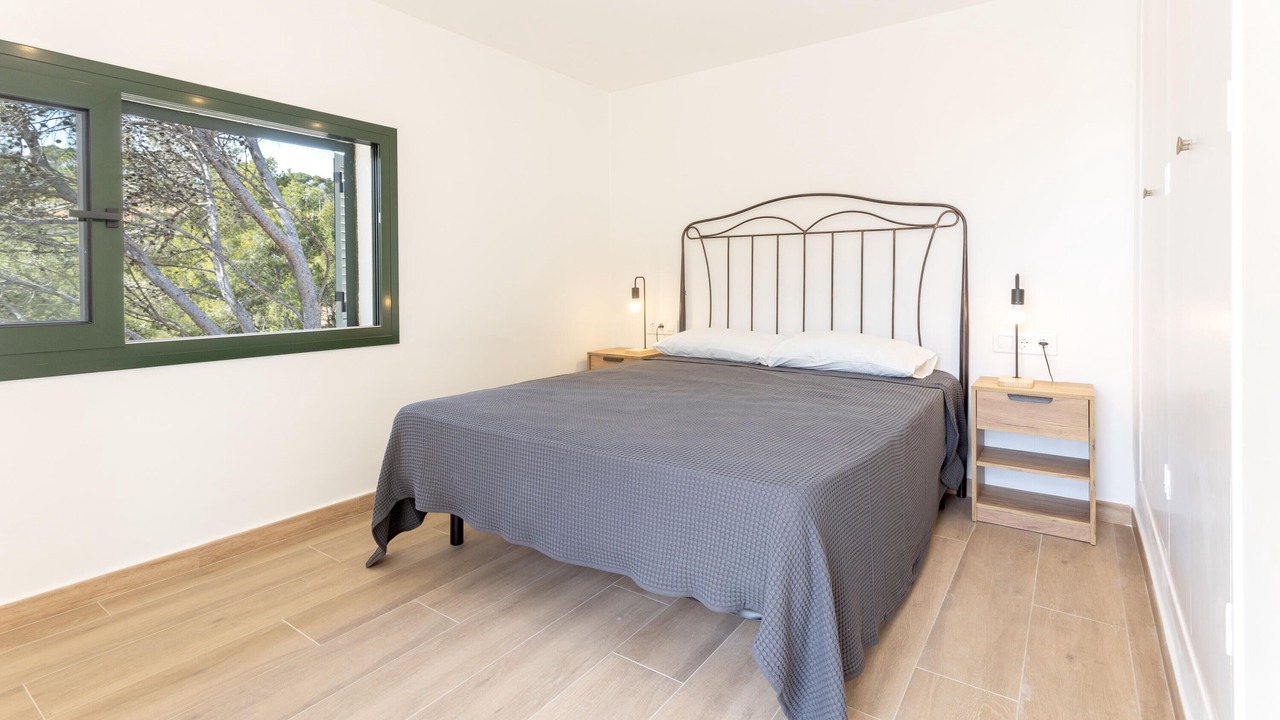 Photo of Bedroom in Tamariu
