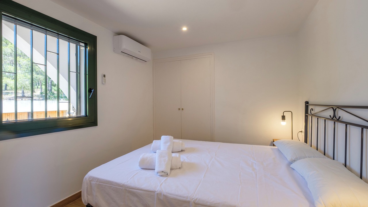 Photo of Bedroom in Tamariu