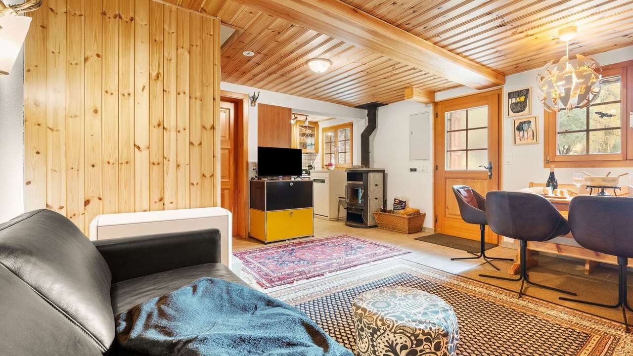 Photo of Bedroom in Taesch