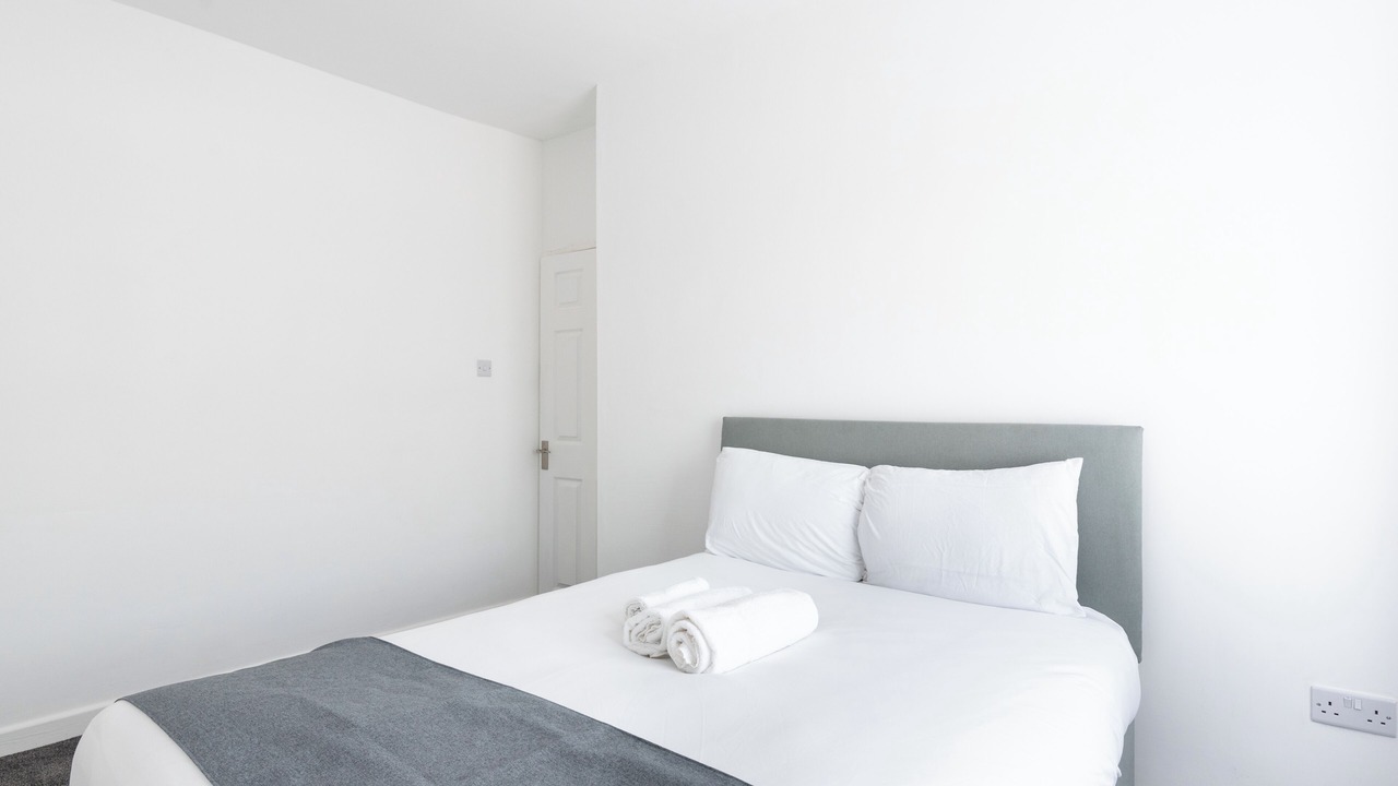 Photo of Bedroom in Beddau