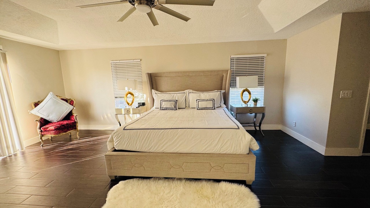 Photo of Bedroom in Trailer Estates