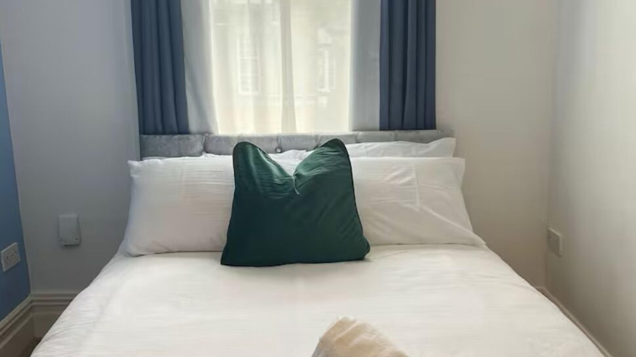 Photo of Bedroom in Welford