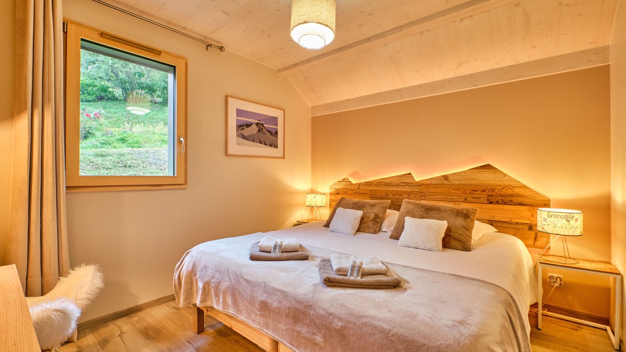 Photo of Bedroom in Venosc