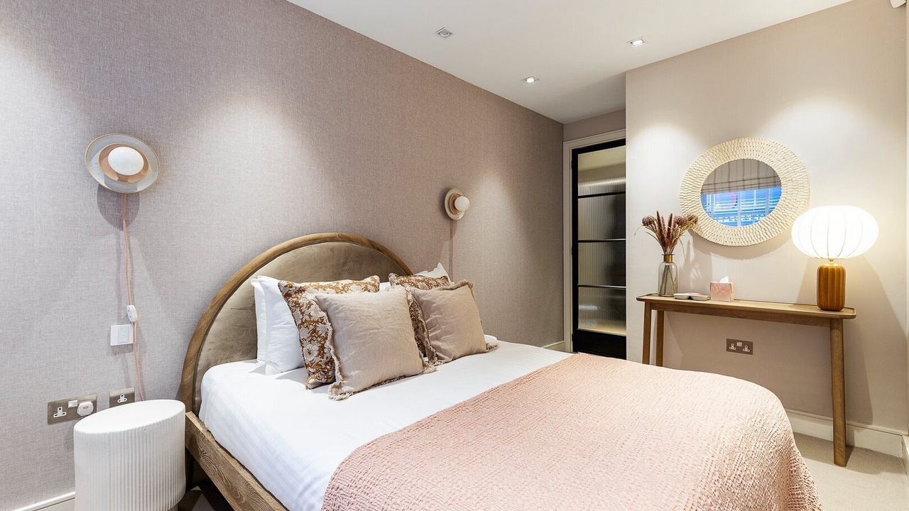 Photo of Bedroom in South Bank