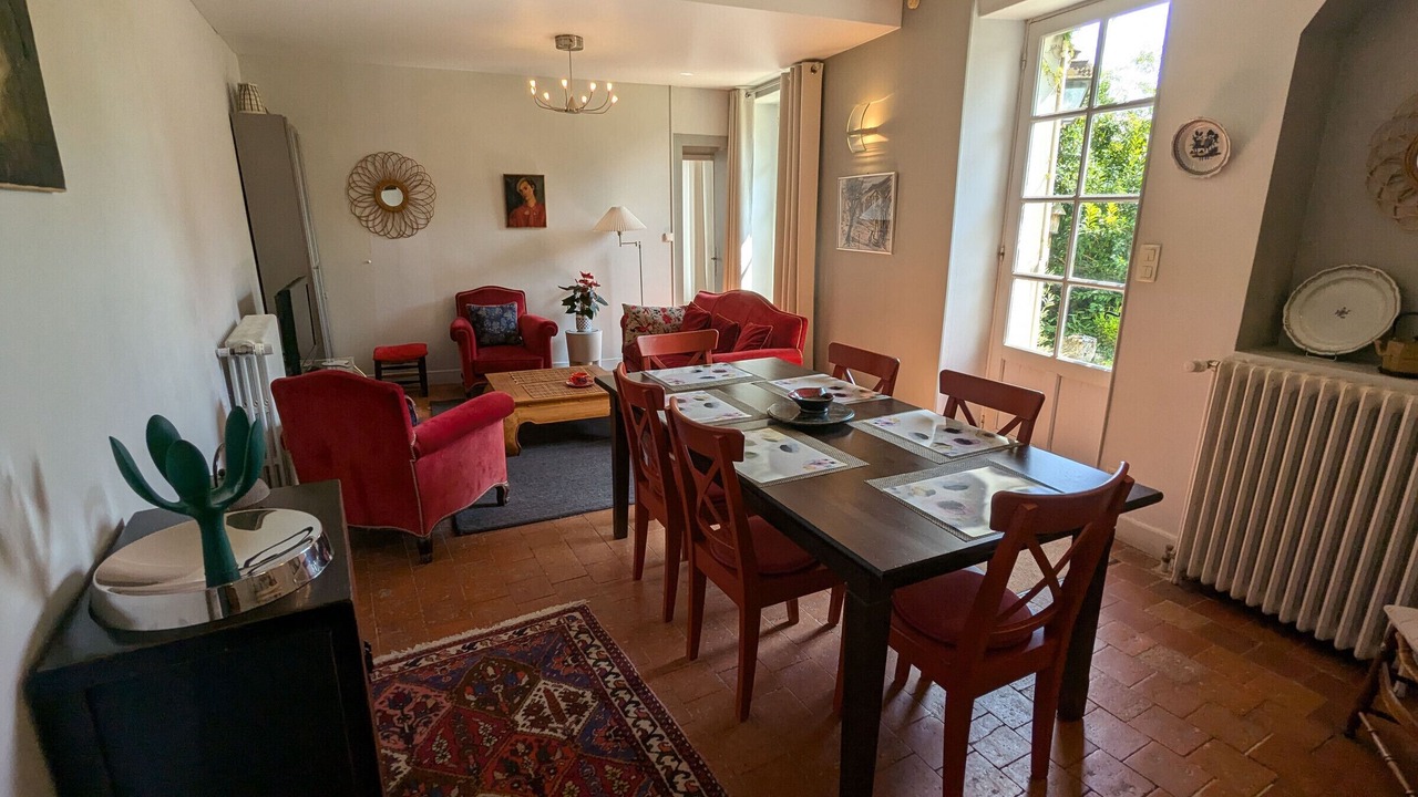 Photo of Others in Yevre-le-Chatel