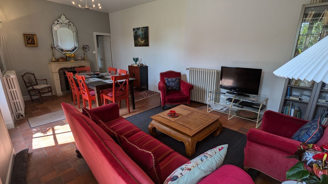 Photo of Livingroom in Yevre-le-Chatel