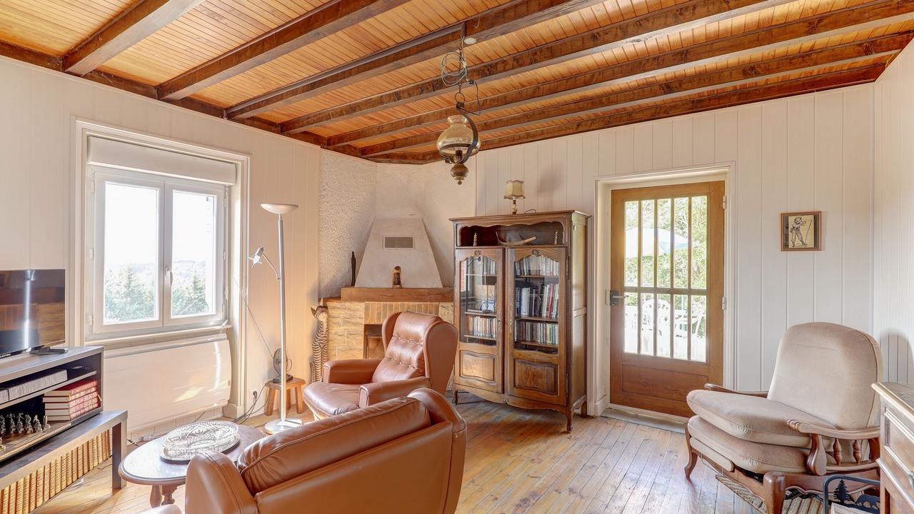 Photo of Livingroom in Arconsat
