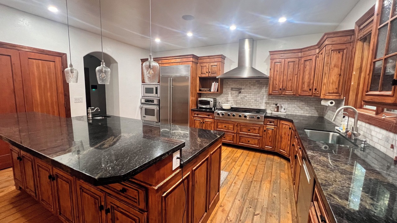 Photo of Kitchen in Lakeview