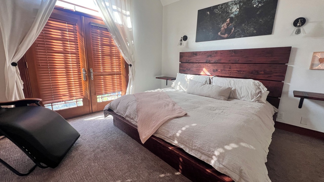 Photo of Bedroom in Lakeview