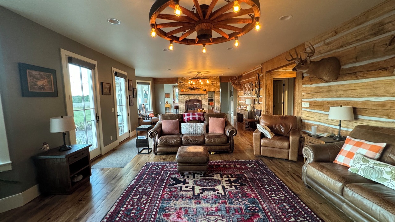 Photo of Livingroom in Two Rivers