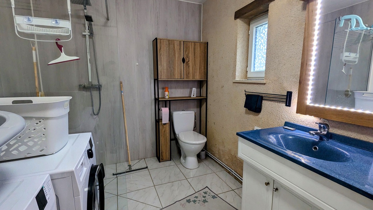 Photo of Bathroom in Vicq-sur-Nahon