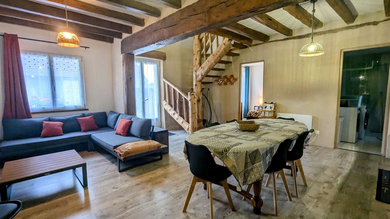 Photo of Livingroom in Vicq-sur-Nahon