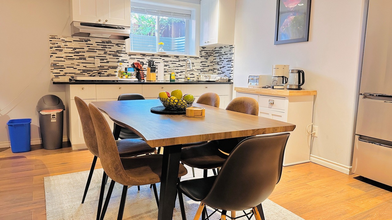 Photo of Kitchen in Varsity