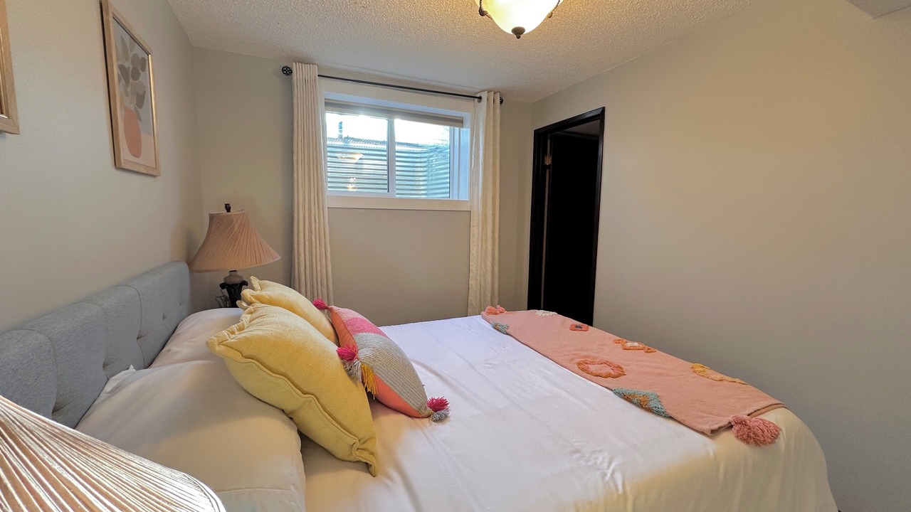 Photo of Bedroom in Varsity