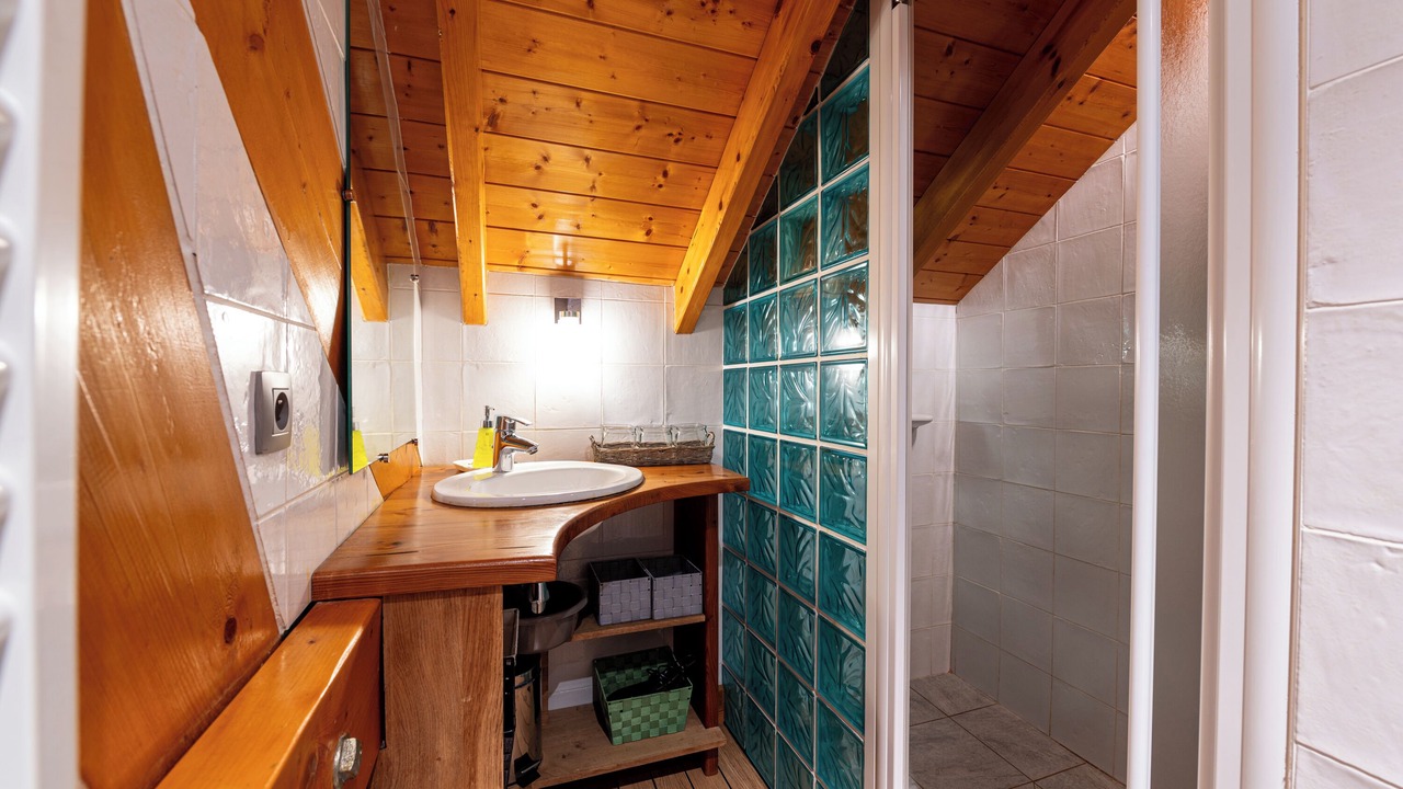 Photo of Bathroom in Les Clefs