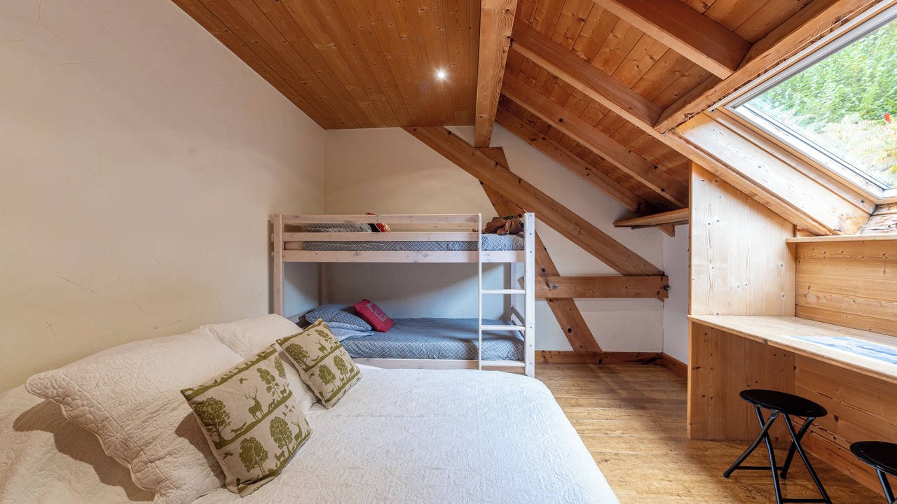 Photo of Bedroom in Les Clefs