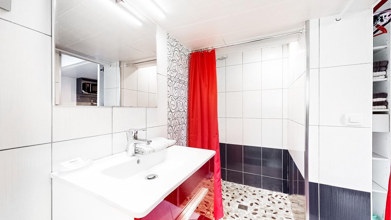 Photo of Bathroom in Saonnet