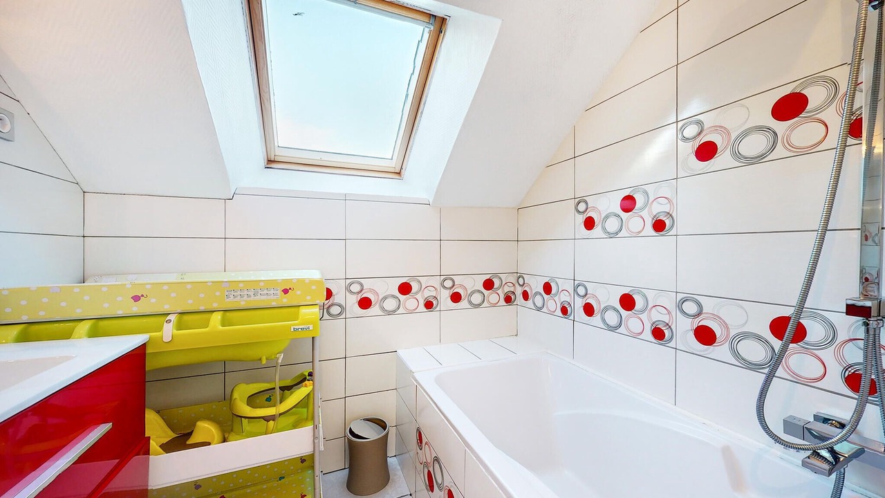 Photo of Bathroom in Saonnet