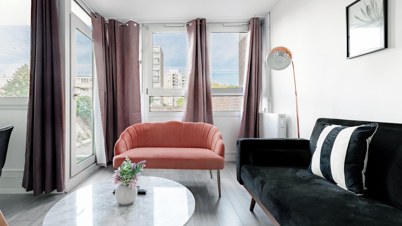 Photo of Livingroom in Lansbury