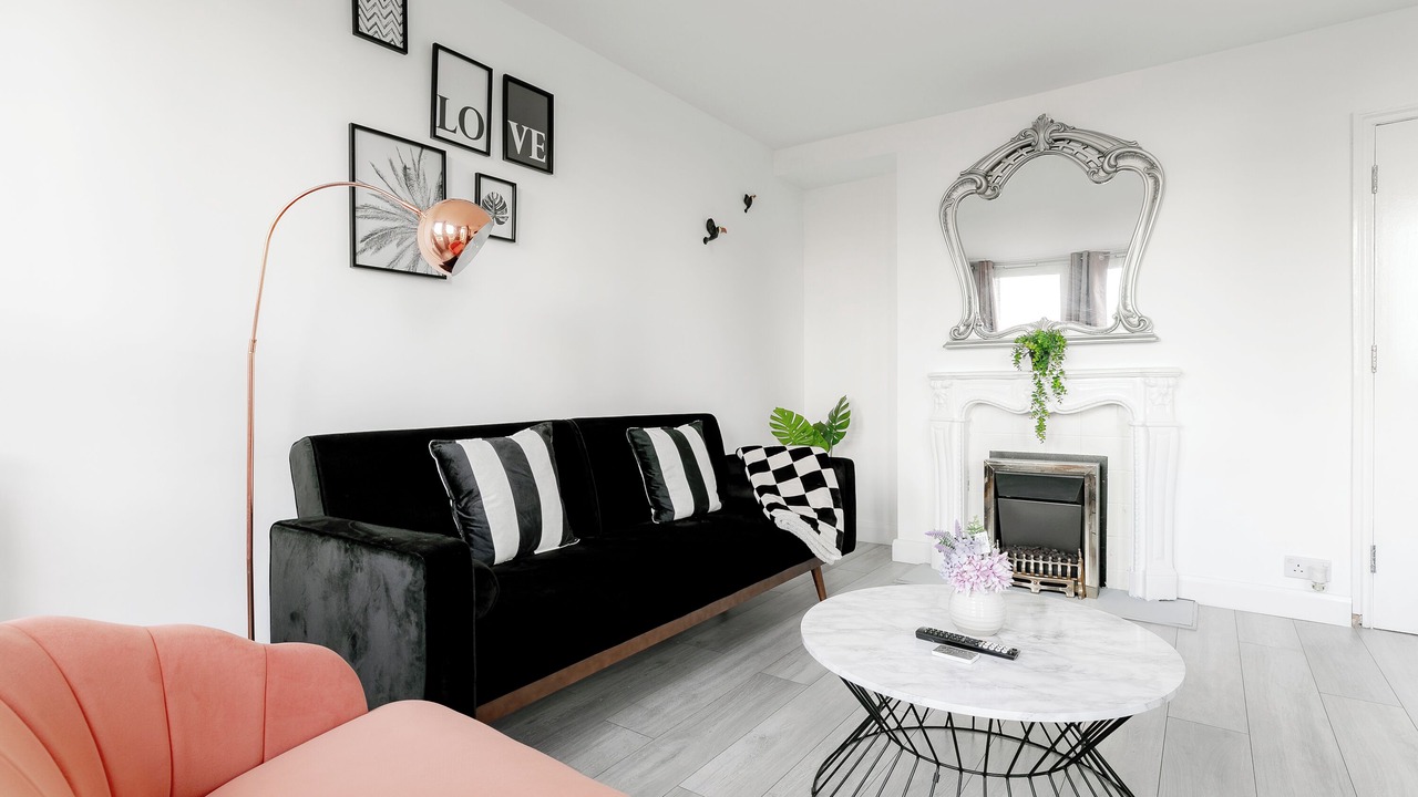Photo of Livingroom in Lansbury