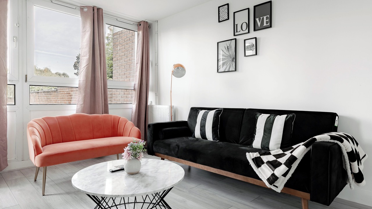 Photo of Livingroom in Lansbury