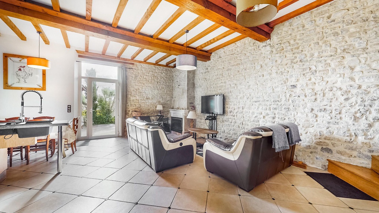 Photo of Bedroom in Saonnet