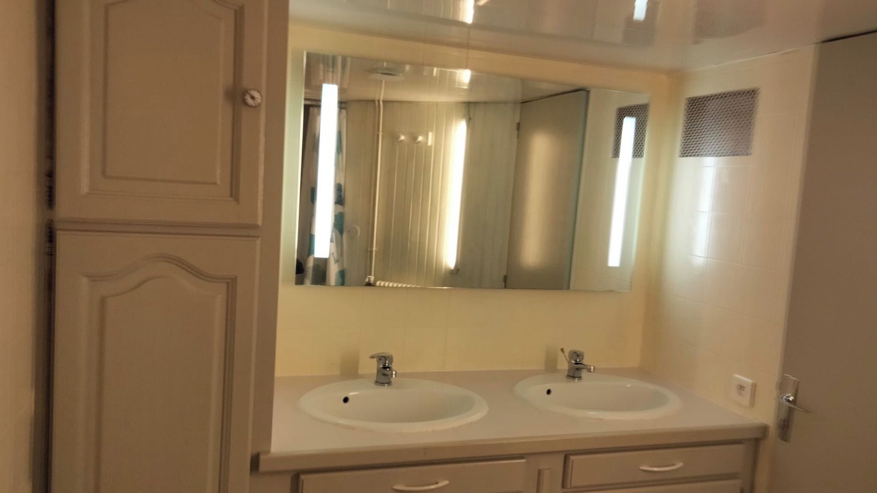 Photo of Bathroom in Bourges