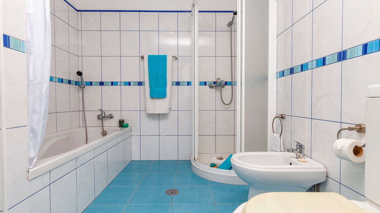 Photo of Bathroom in Monchique