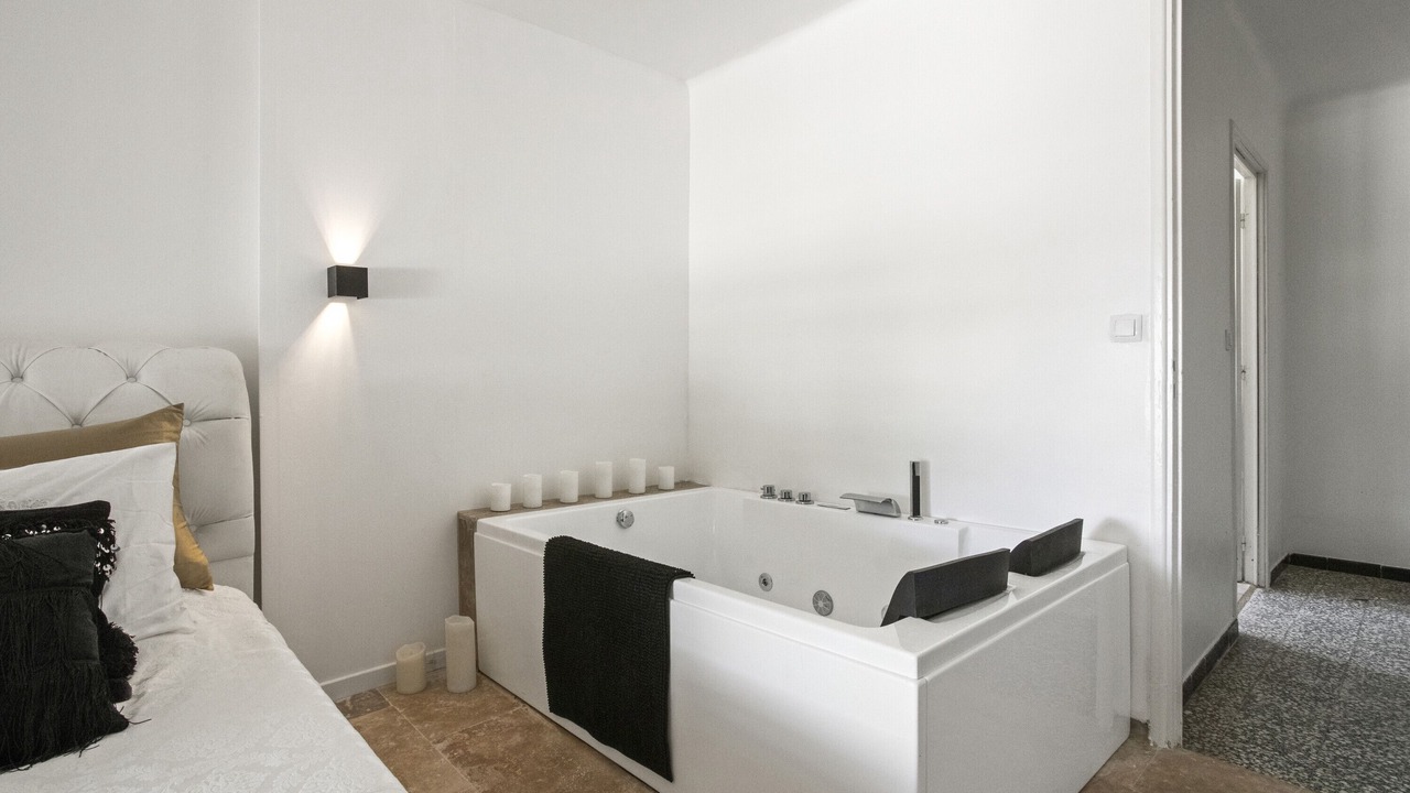 Photo of Bathroom in Le Luc