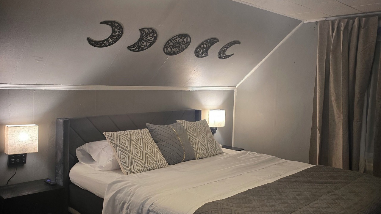 Photo of Bedroom in Eastpointe