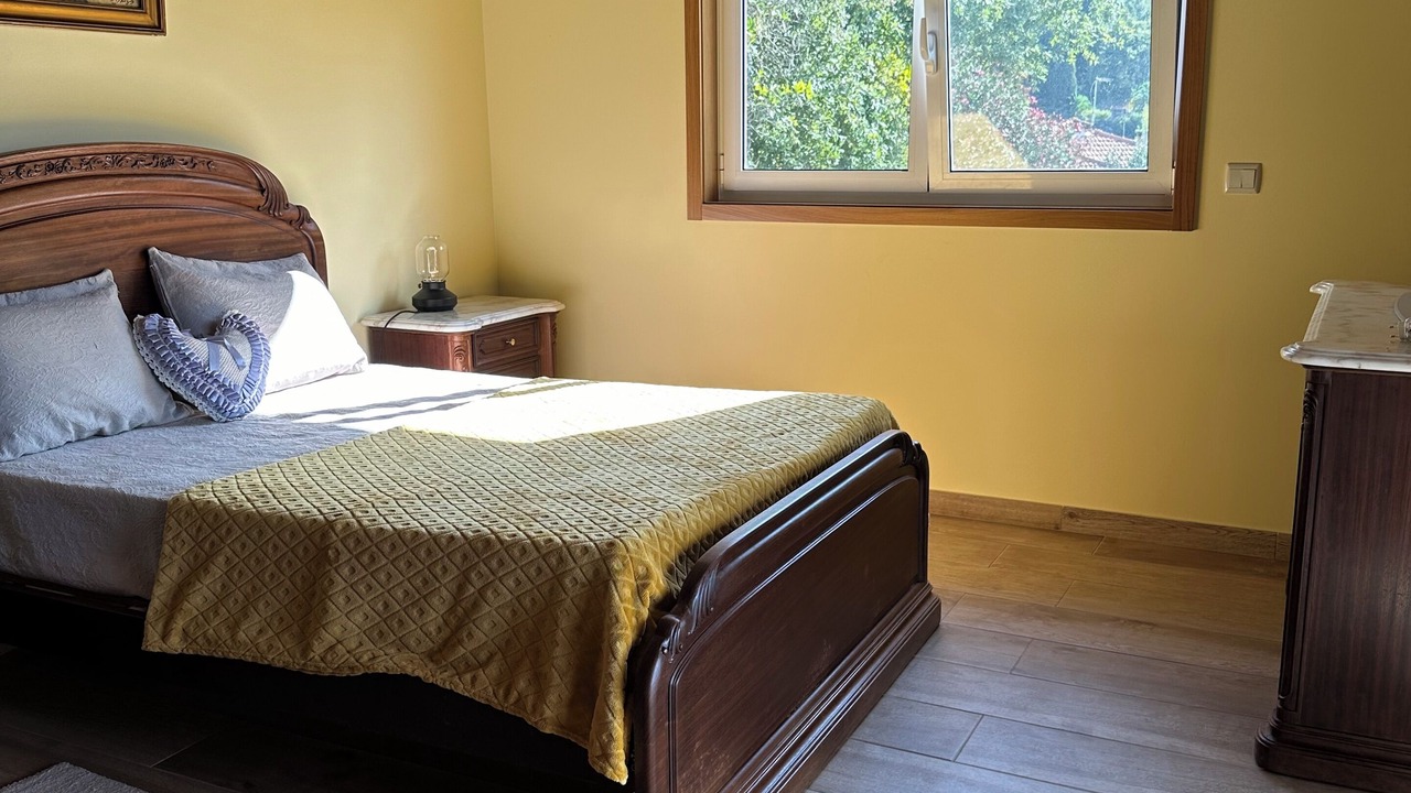 Photo of Bedroom in Marco de Canaveses