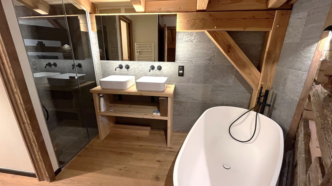 Photo of Bathroom in Les Deux Alpes