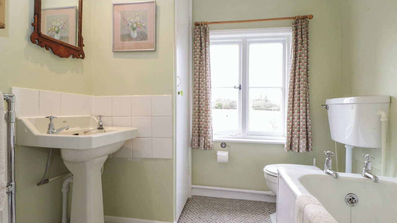 Photo of Bathroom in Didcot