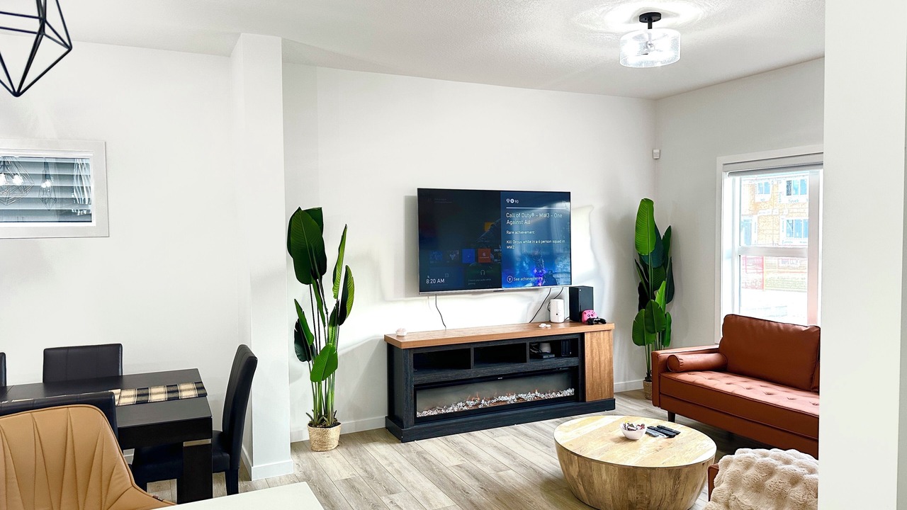 Photo of Livingroom in Airdrie