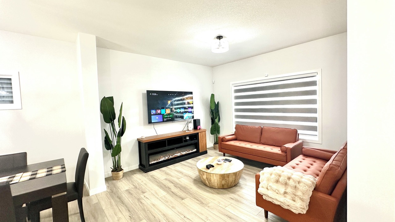Photo of Livingroom in Airdrie