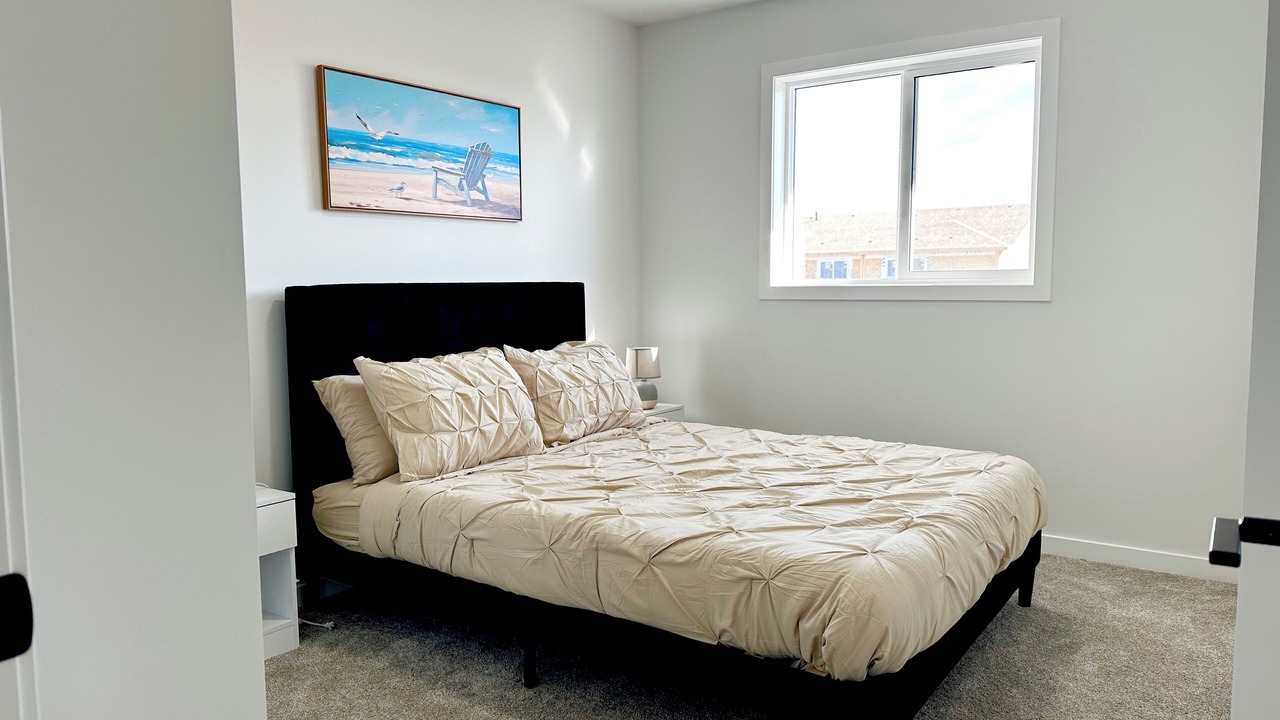 Photo of Bedroom in Airdrie