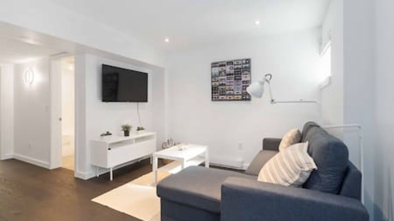 Photo of Livingroom in East Side