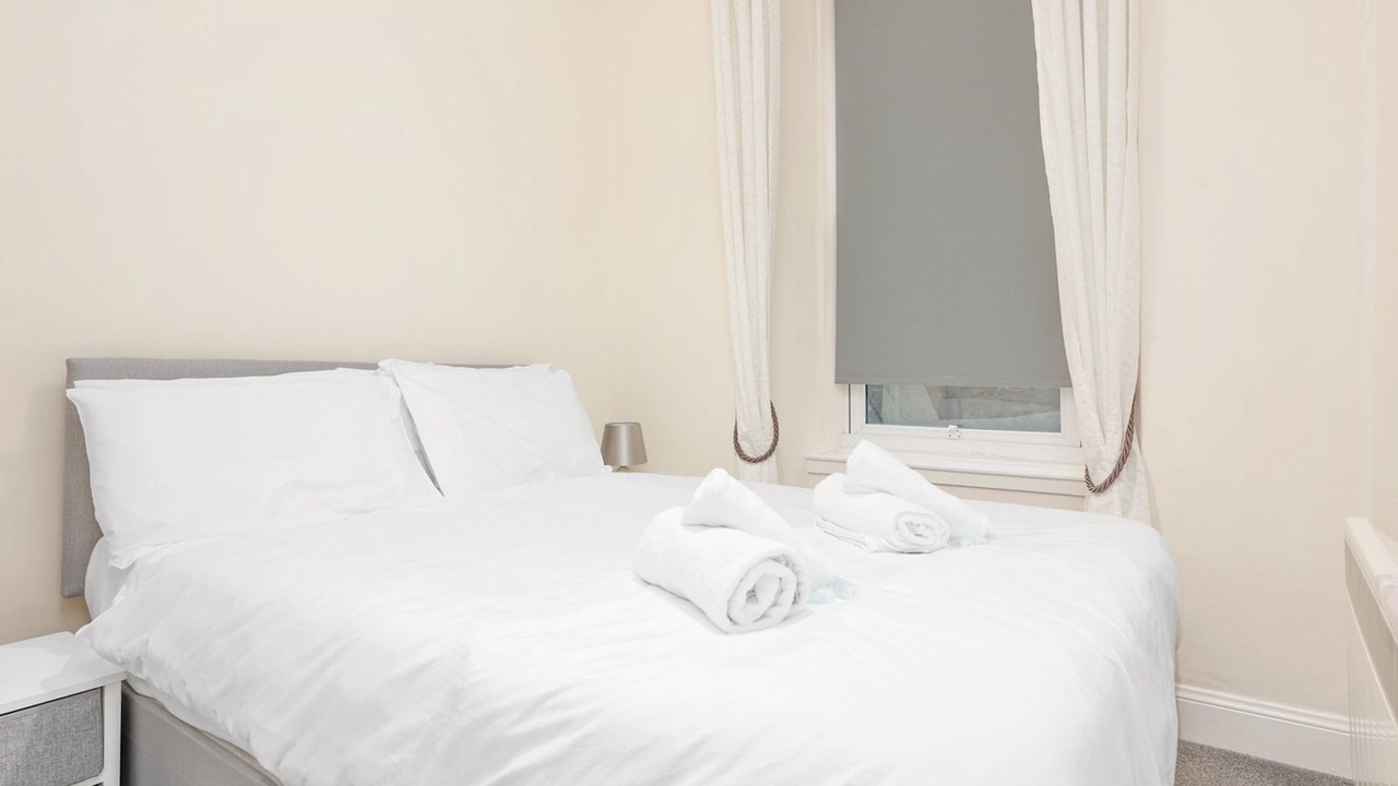 Photo of Bedroom in Tollcross