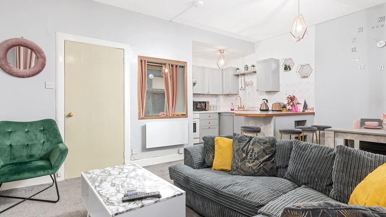Photo of Livingroom in Tollcross