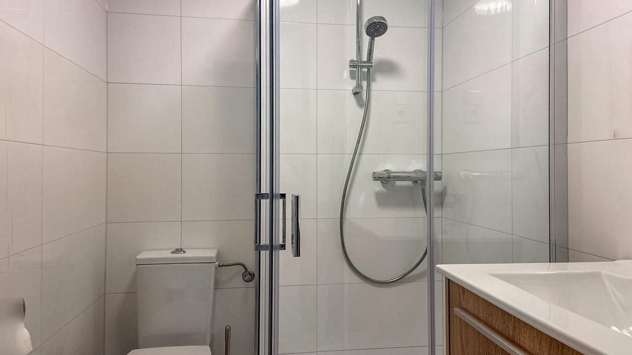 Photo of Bathroom in Dirkshorn