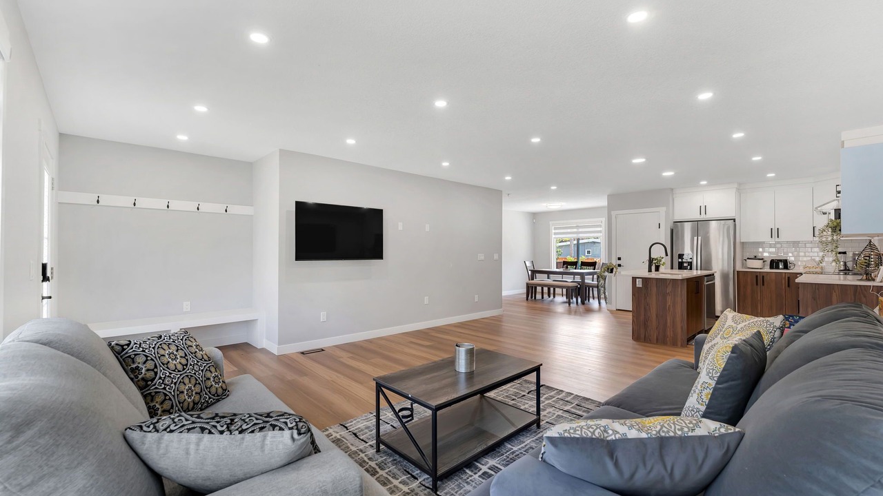 Photo of Livingroom in Haysboro
