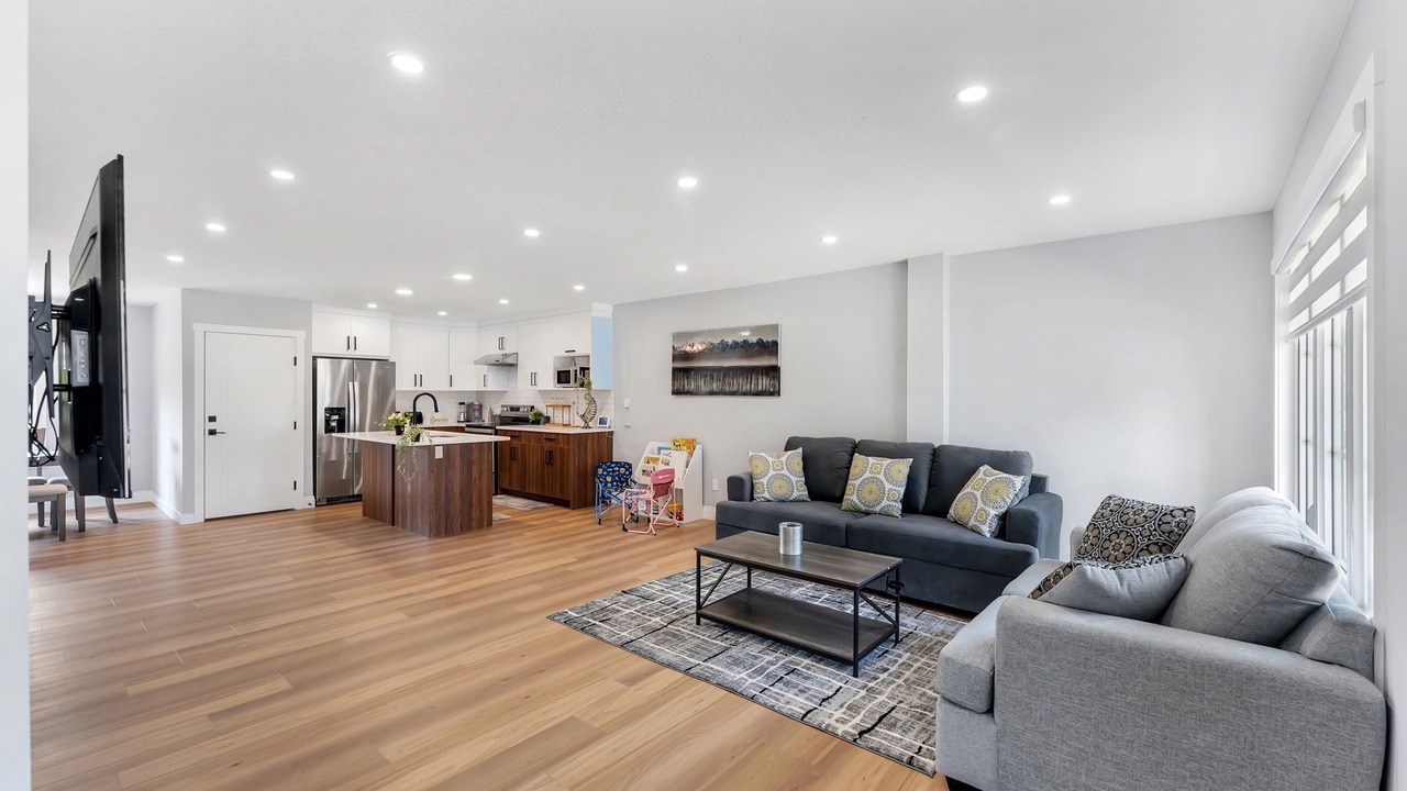 Photo of Livingroom in Haysboro